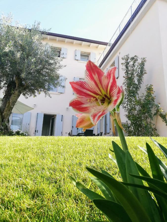 Sweet Corner Hotel Castelnuovo del Garda Exterior photo